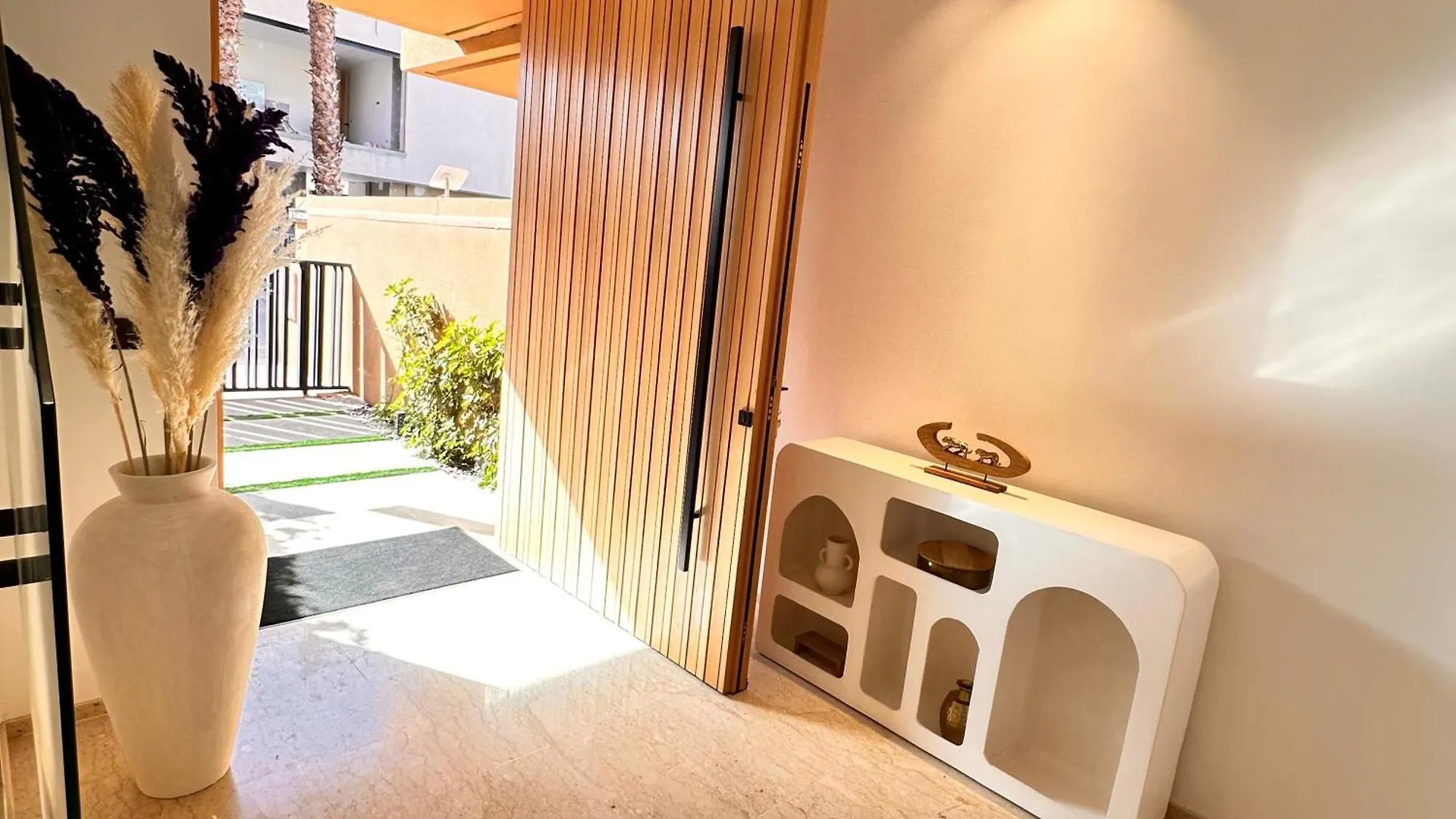 Villa Jassmir 5 Chambres 10 Min Du Centre Piscine Chauffee Marrakesh