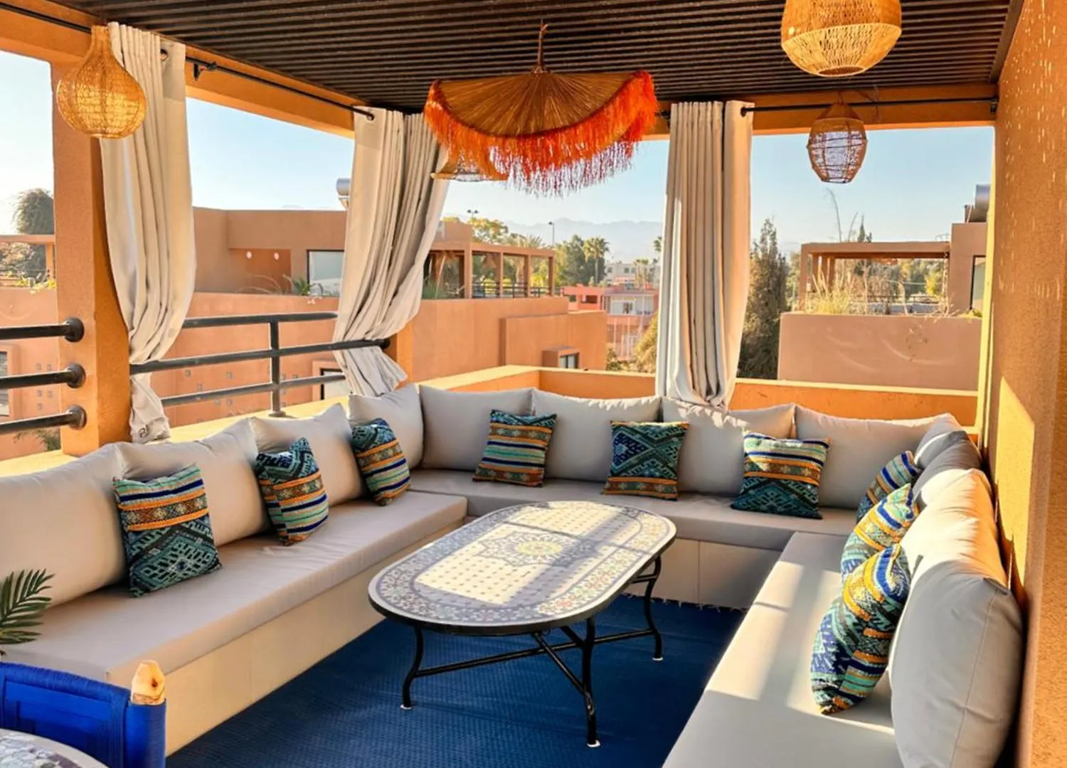 Villa Jassmir 5 Chambres 10 Min Du Centre Piscine Chauffee Marrakesh Morocco