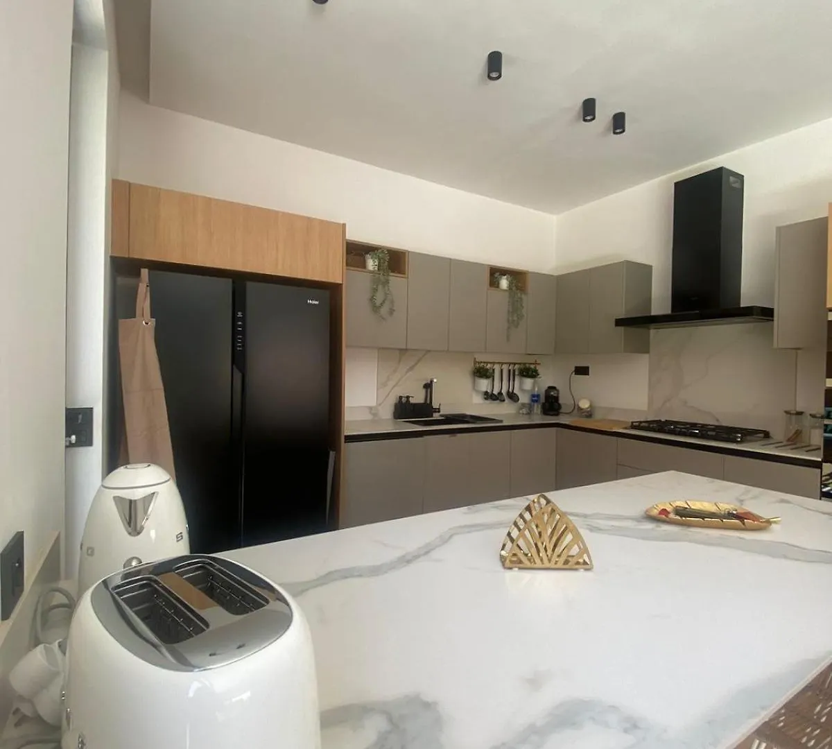 Villa Jassmir 5 Chambres 10 Min Du Centre Piscine Chauffee Marraquexe Marrocos